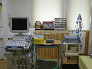うえひら内科クリニック診察室