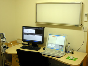 うえひら内科クリニック診察室